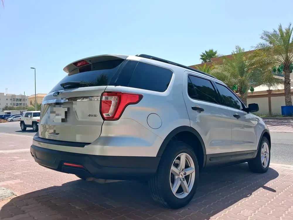 Ford Explorer Base 2018 GCC Specs - Well Maintained Family SUV - Image 7