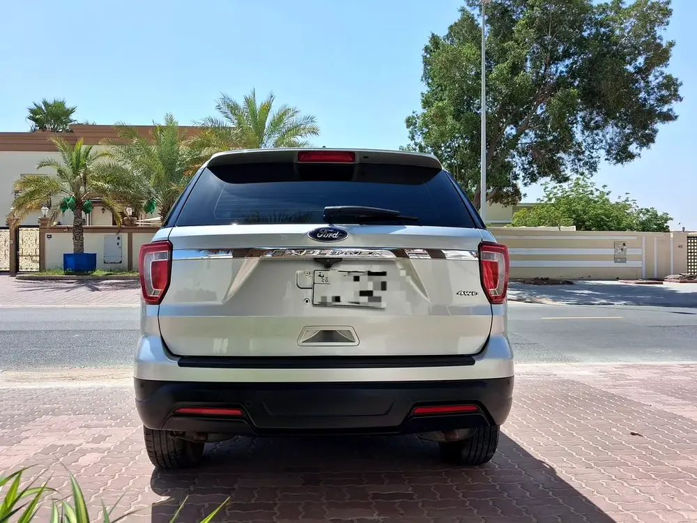 Ford Explorer Base 2018 GCC Specs - Well Maintained Family SUV - Image 8