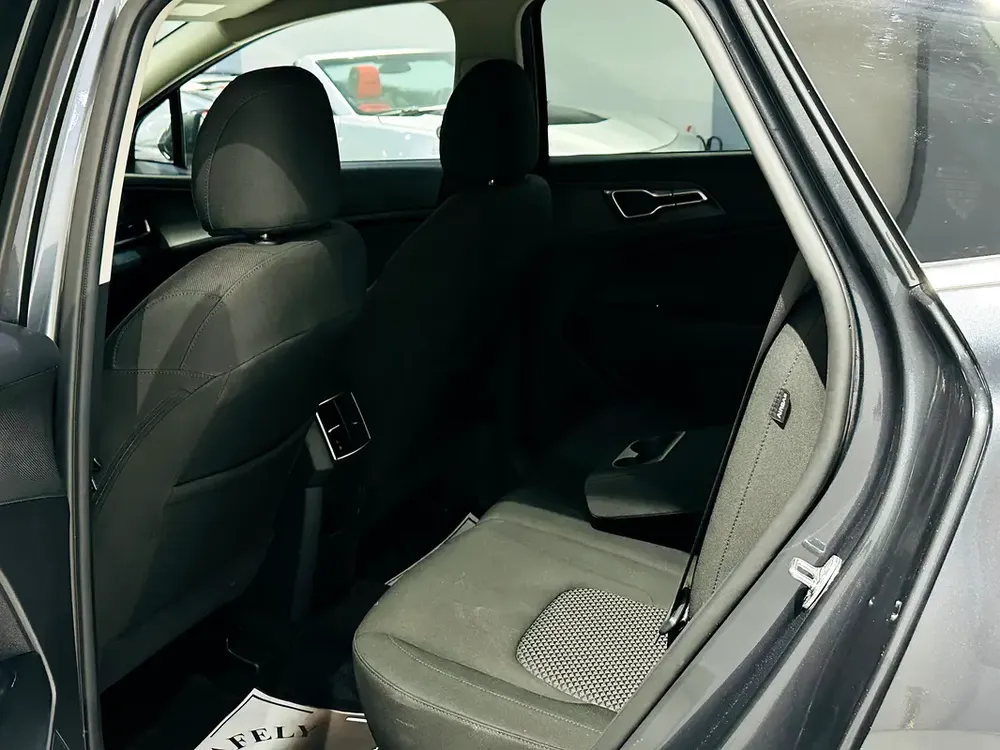 KIA SPORTAGE 2024 BEST FAMILY WITH ONE YEAR WARRANTY - Image 15