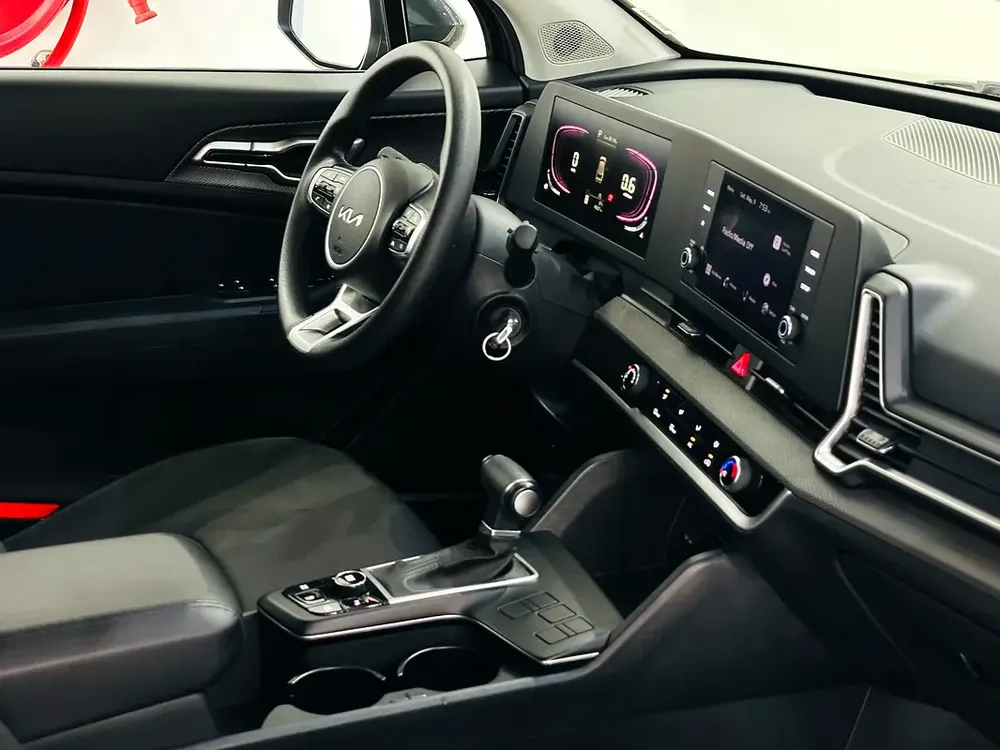 KIA SPORTAGE 2024 BEST FAMILY WITH ONE YEAR WARRANTY - Image 19