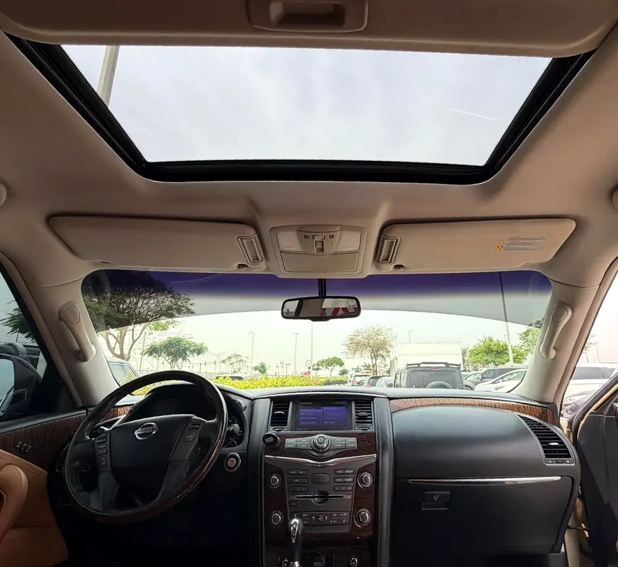 Nissan Patrol LE Platinum V8 2016 - GCC Specs - Excellent Condition Single Hand Used Car For Sale - Image 11