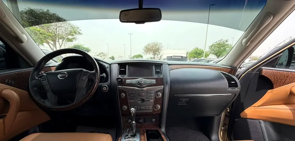 Nissan Patrol LE Platinum V8 2016 - GCC Specs - Excellent Condition Single Hand Used Car For Sale - Image 12