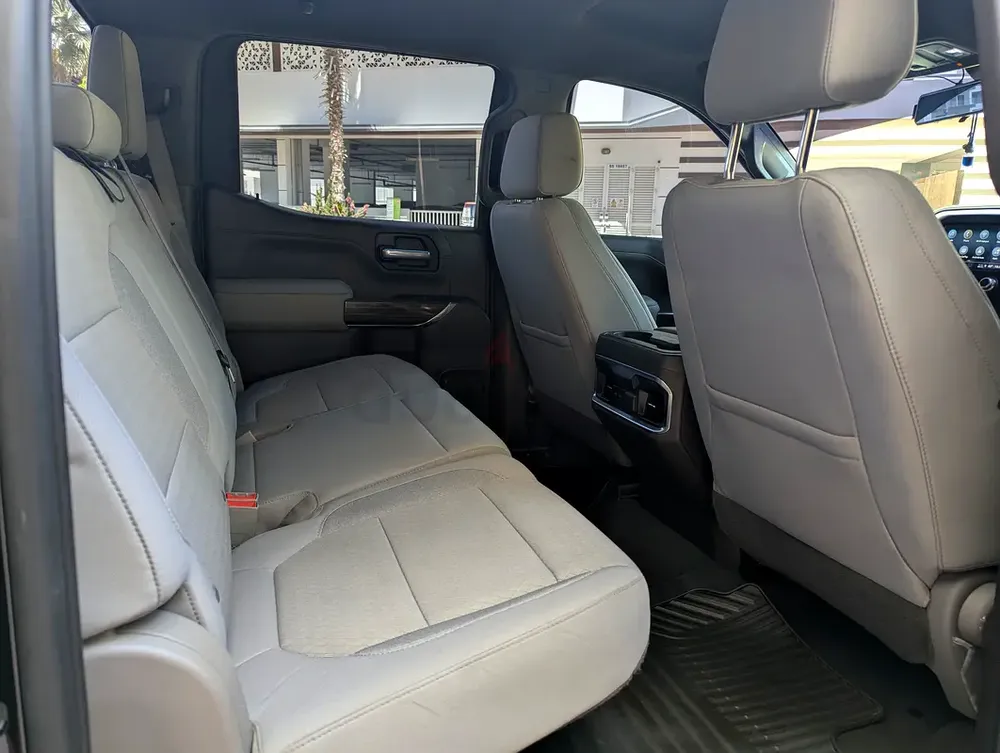 GMC Sierra 1500 Elevation 2021 - GCC Specs - Image 13