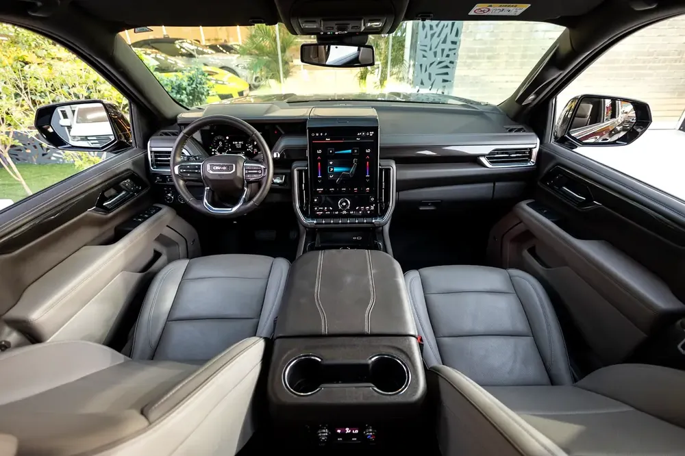 GMC Yukon 2025 GCC specs - Image 11