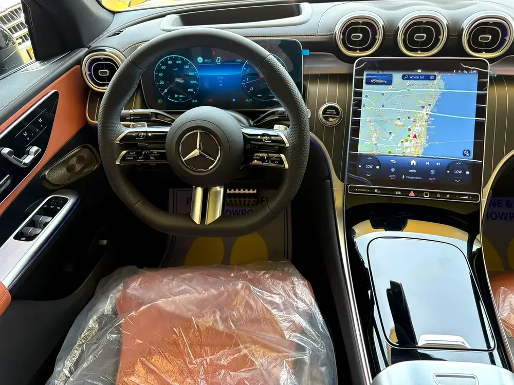 Mercedes-Benz GLC Coupe GLC 200 4Matic 2026 - GCC Specs - Brand New - Image 15