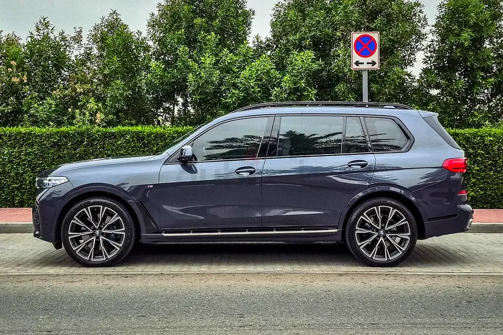 AED 2963/month | 2019 BMW X7 Xdrive50i | GCC Specs | Ref#449382 - Image 5
