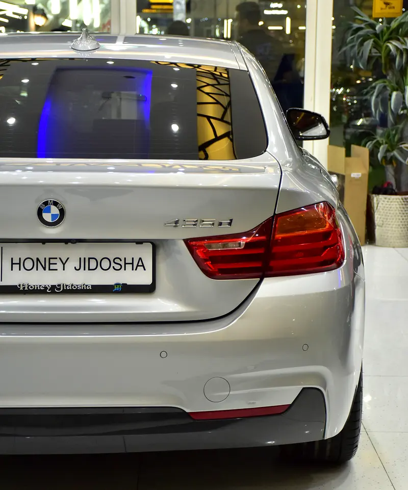 EXCELLENT DEAL for our BMW 435d GranCoupe M-Kit xDrive ( 2016 Model ) in Silver Color Korean Specs - Image 9