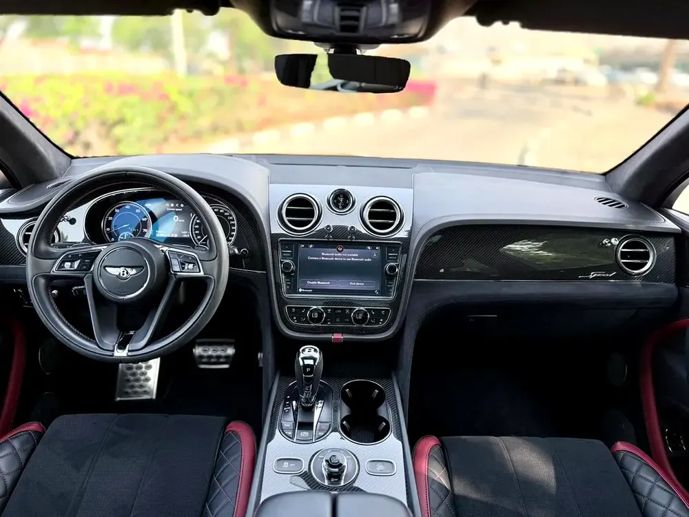 BENTLEY BENTAYGA W12 SPEED | GCC SPECS | YEAR : 2020 | F.S.H WITH AGENCY | UNDER WARRANTY - Image 11