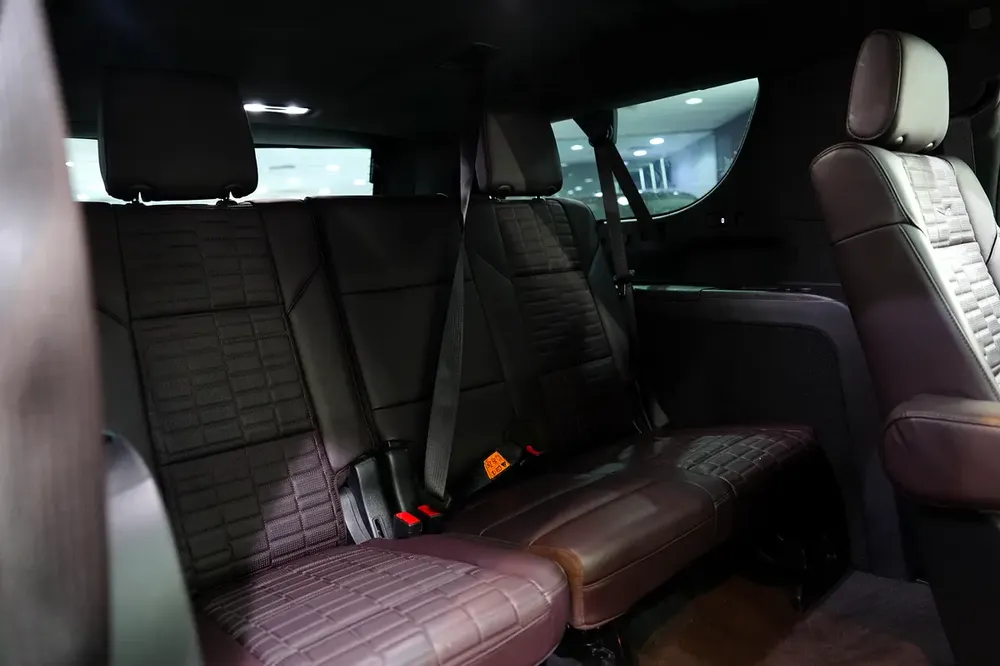 2023 Cadillac Escalade Sport Platinum, Rear Seat Entertainment, Dealer Warranty!! - Image 11
