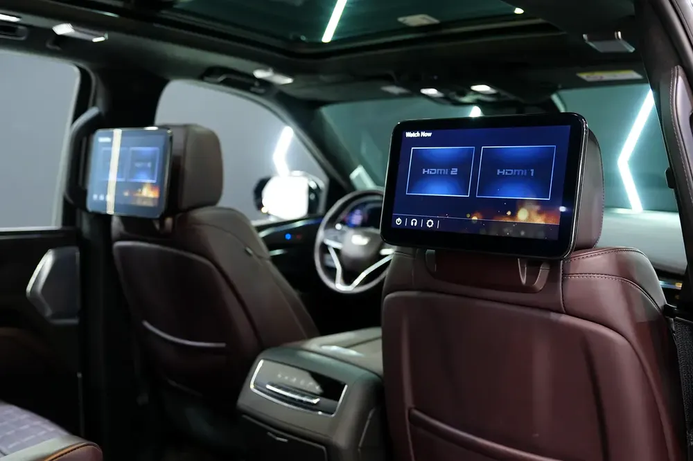2023 Cadillac Escalade Sport Platinum, Rear Seat Entertainment, Dealer Warranty!! - Image 12