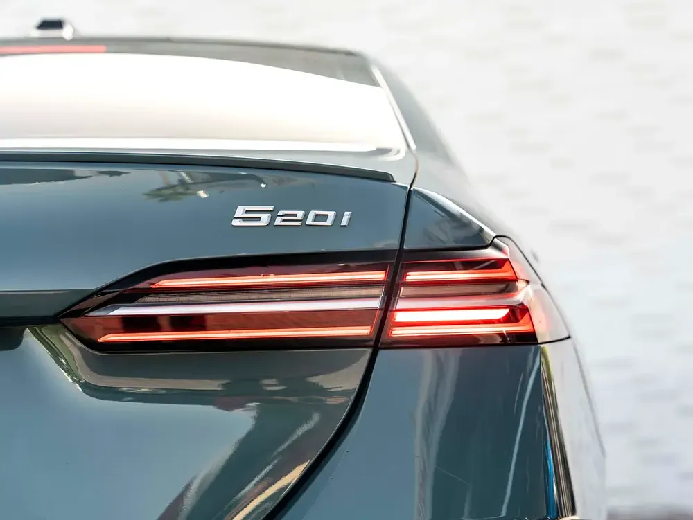 0% DOWN PAYMENT! | 520i M SPORT | 10 DAYS TO BEAT THE SURGE | WARRANTY + SERVICE | GCC SPEC - Image 6