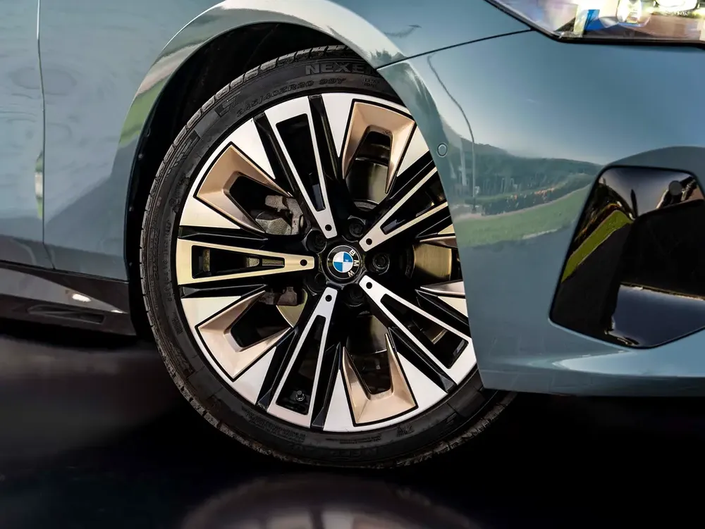 0% DOWN PAYMENT! | 520i M SPORT | 10 DAYS TO BEAT THE SURGE | WARRANTY + SERVICE | GCC SPEC - Image 7