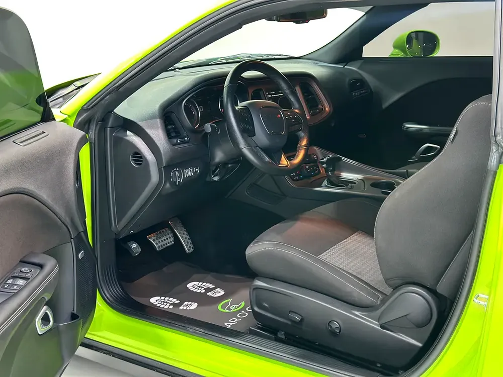 DODGE CHALLENGER R/T SCATPACK 6.4L V8 LAST CALL SERIES - Image 9