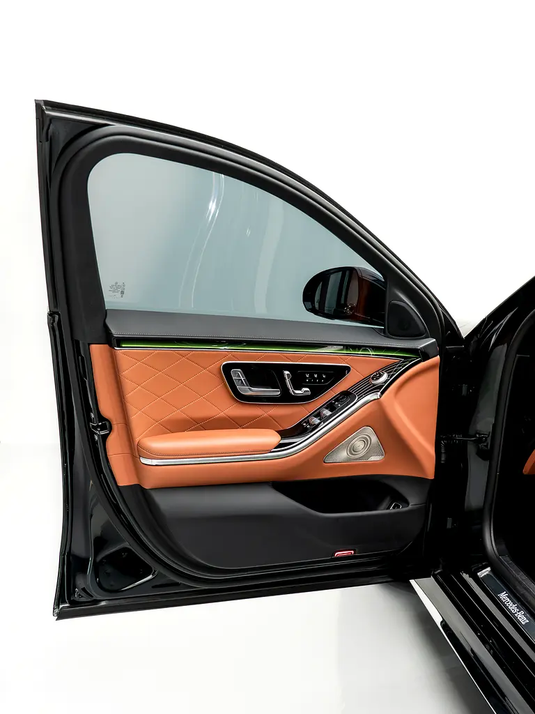 2024 Mercedes-Benz S-Class 580L, AMG, 4 MATIC, Gargash Warranty, GCC, Very Low KMS, Top Options, Exc - Image 16