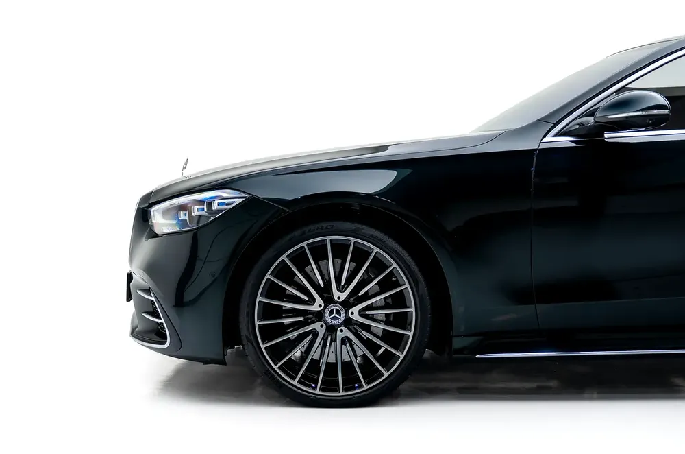 2024 Mercedes-Benz S-Class 580L, AMG, 4 MATIC, Gargash Warranty, GCC, Very Low KMS, Top Options, Exc - Image 9