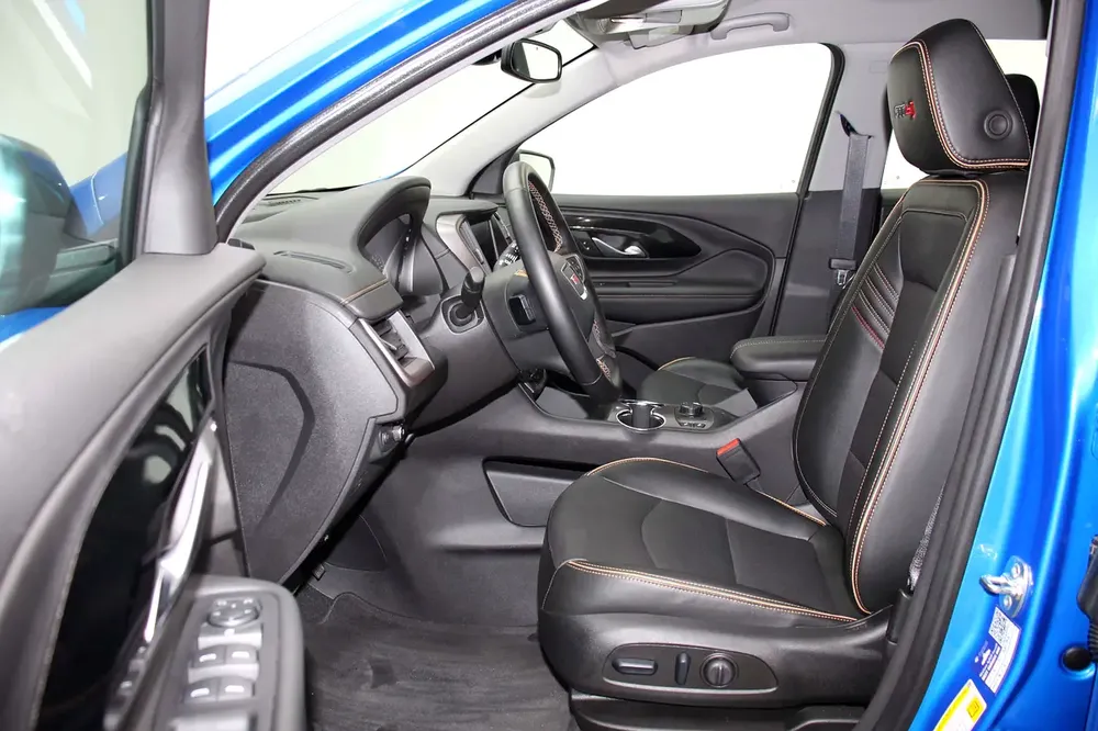 GMC Terrain AT4 2024 GCC Specs - Image 8