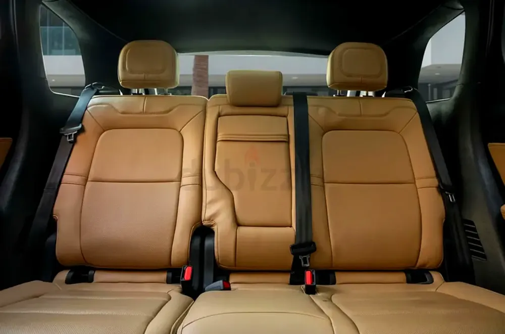2023 Lincoln Corsair Reserve GCC Specs Luxury SUV - Image 11