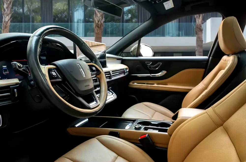 2023 Lincoln Corsair Reserve GCC Specs Luxury SUV - Image 13