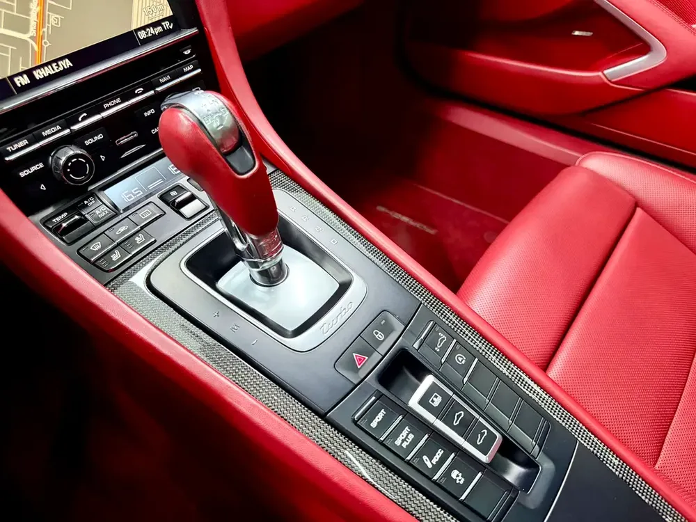 GCC .. FSH .. Warranty till Jan 2028 .. Turbo S .. Perfect Condition - Image 16