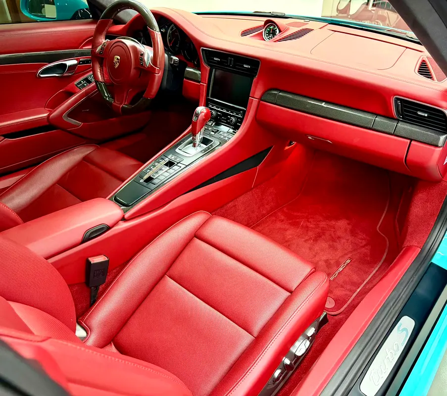 GCC .. FSH .. Warranty till Jan 2028 .. Turbo S .. Perfect Condition - Image 18