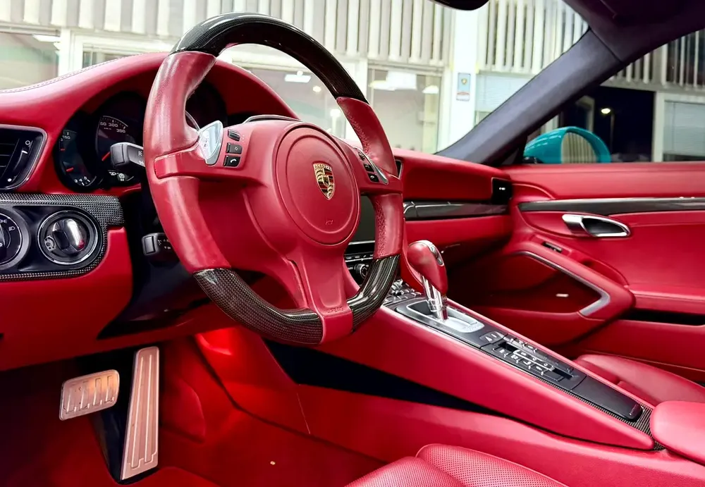 GCC .. FSH .. Warranty till Jan 2028 .. Turbo S .. Perfect Condition - Image 7