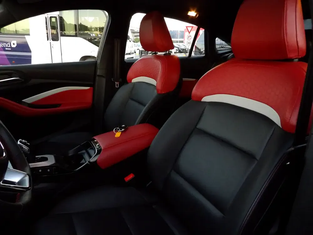 MG GT Deluxe 2025 GCC Specs Sun Roof In Perfect Conditions - Image 16