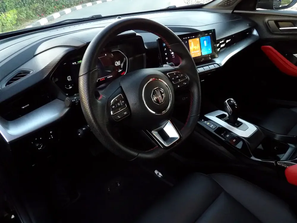 MG GT Deluxe 2025 GCC Specs Sun Roof In Perfect Conditions - Image 8