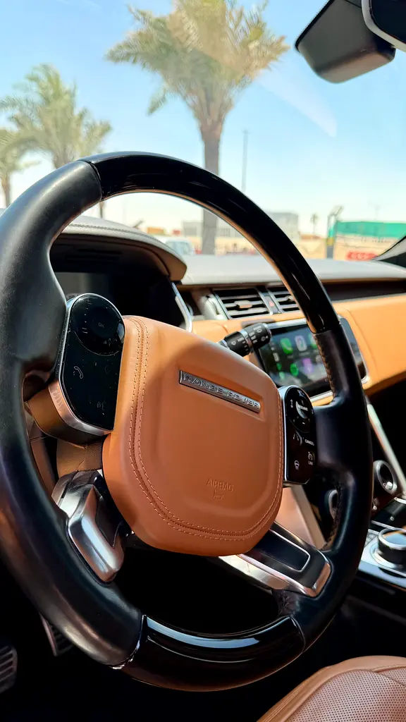 2020 Land Rover Range Rover Vogue SE V8 Supercharged | GCC Specs | Al Tayer Warranty  Service - Image 14