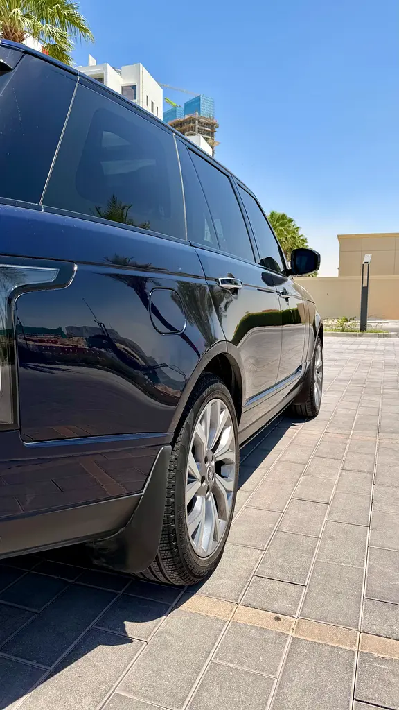 2020 Land Rover Range Rover Vogue SE V8 Supercharged | GCC Specs | Al Tayer Warranty  Service - Image 7
