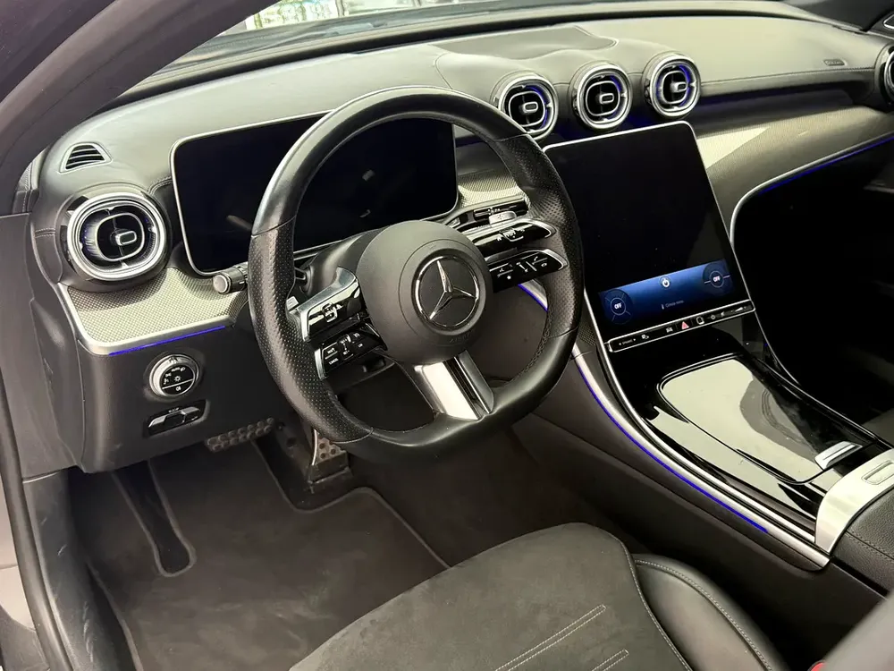 Mercedes-Benz C-Class C200 2023 - European Specs - GCC Stock - Image 5