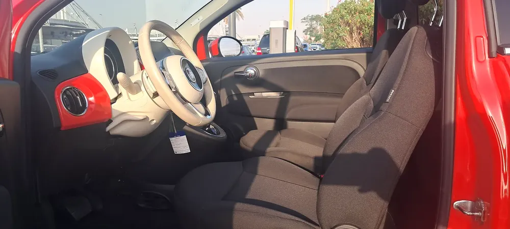 FIAT 500 2024 GCC CONVERITABLE FULL OPTION SERVICE + WARRANTY  AL GHANDI 27-6-2029 + ORGINAL PAINT - Image 11