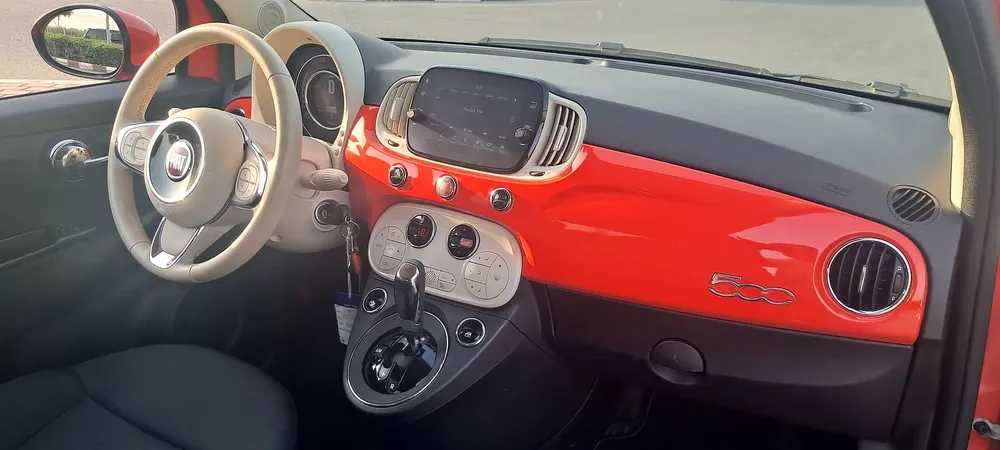 FIAT 500 2024 GCC CONVERITABLE FULL OPTION SERVICE + WARRANTY  AL GHANDI 27-6-2029 + ORGINAL PAINT - Image 13