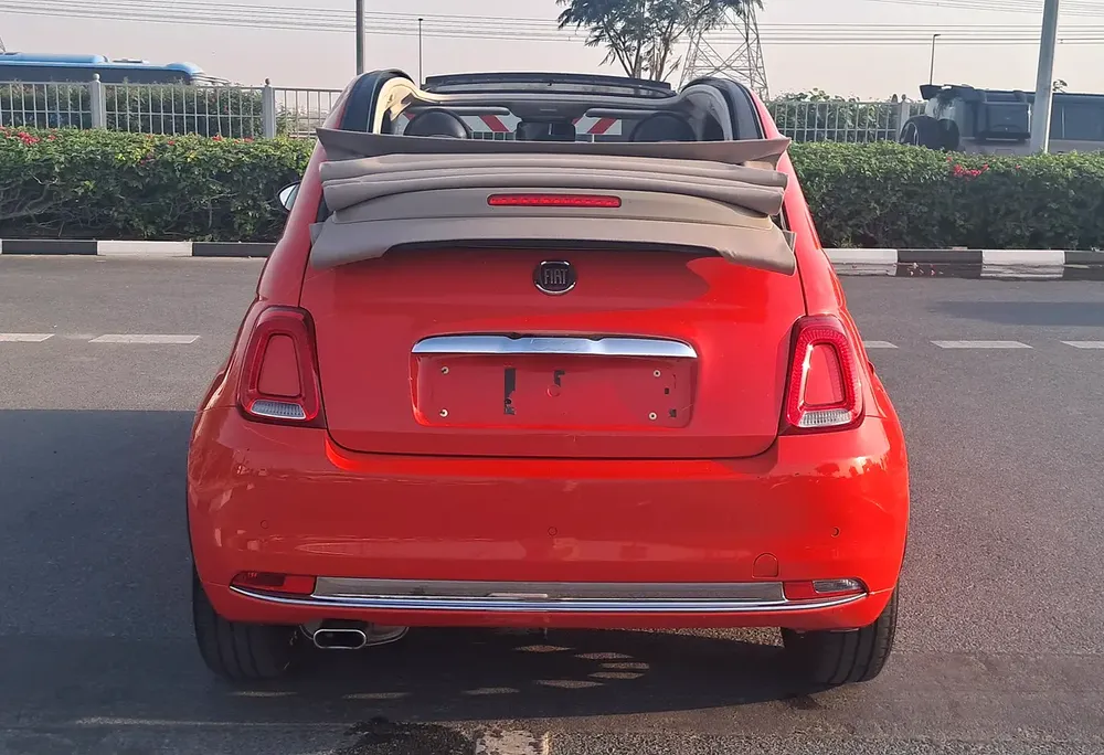 FIAT 500 2024 GCC CONVERITABLE FULL OPTION SERVICE + WARRANTY  AL GHANDI 27-6-2029 + ORGINAL PAINT - Image 5