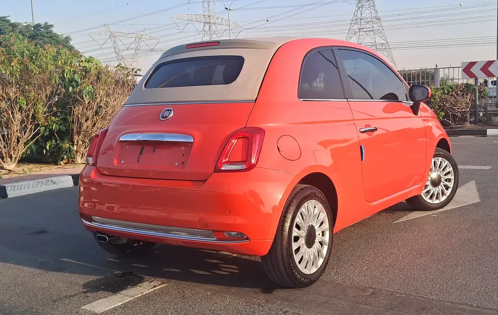 FIAT 500 2024 GCC CONVERITABLE FULL OPTION SERVICE + WARRANTY  AL GHANDI 27-6-2029 + ORGINAL PAINT - Image 8