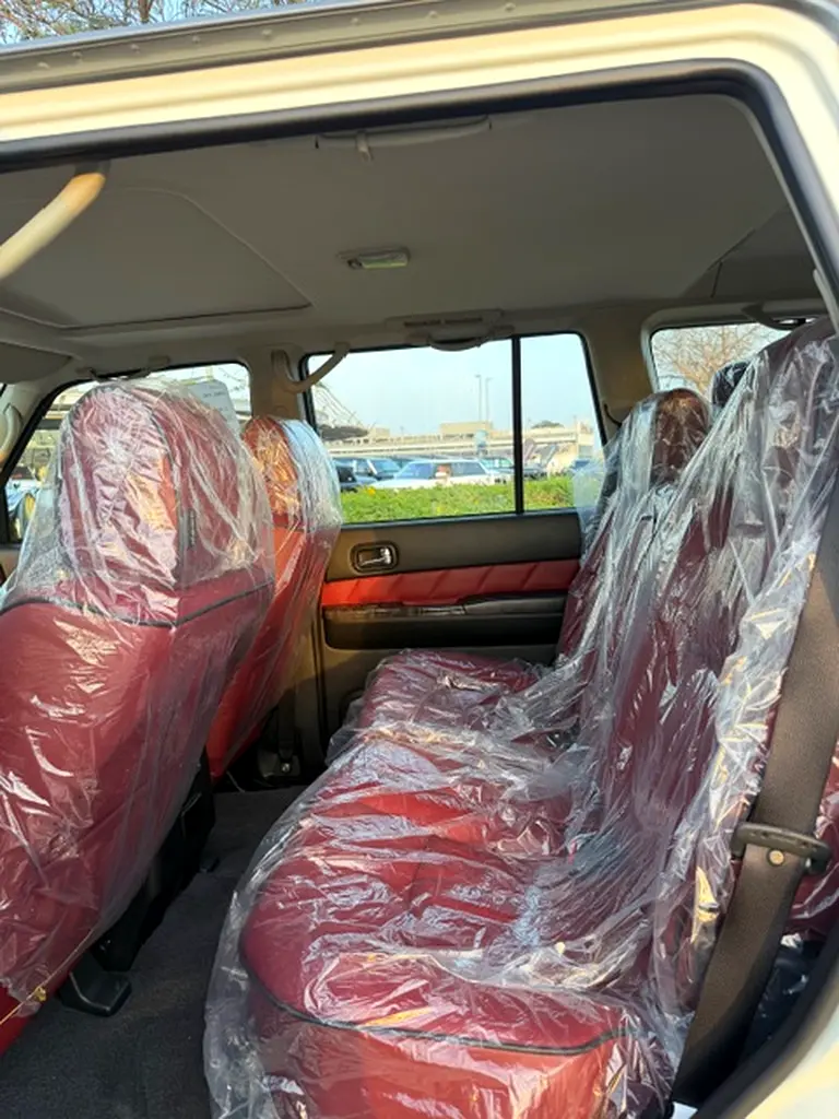 NISSAN SUPER SAFARI 2024 0KM WARRANTY 5 YEARS  FROM DEALER - Image 6
