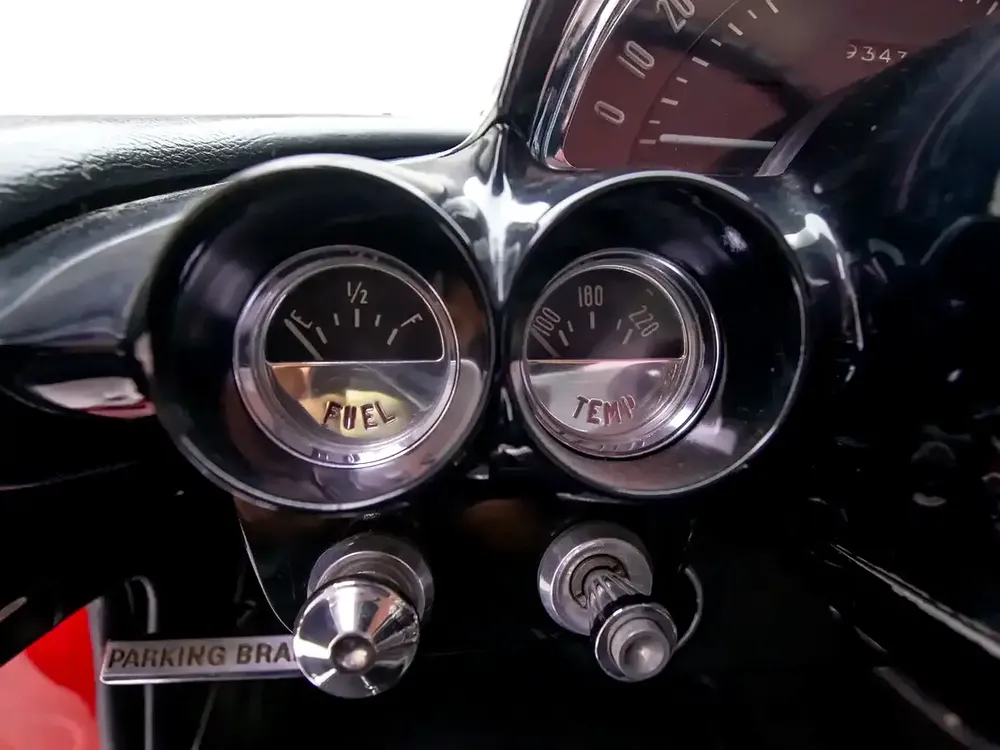 1962 | Chevrolet | Corvette - Image 14