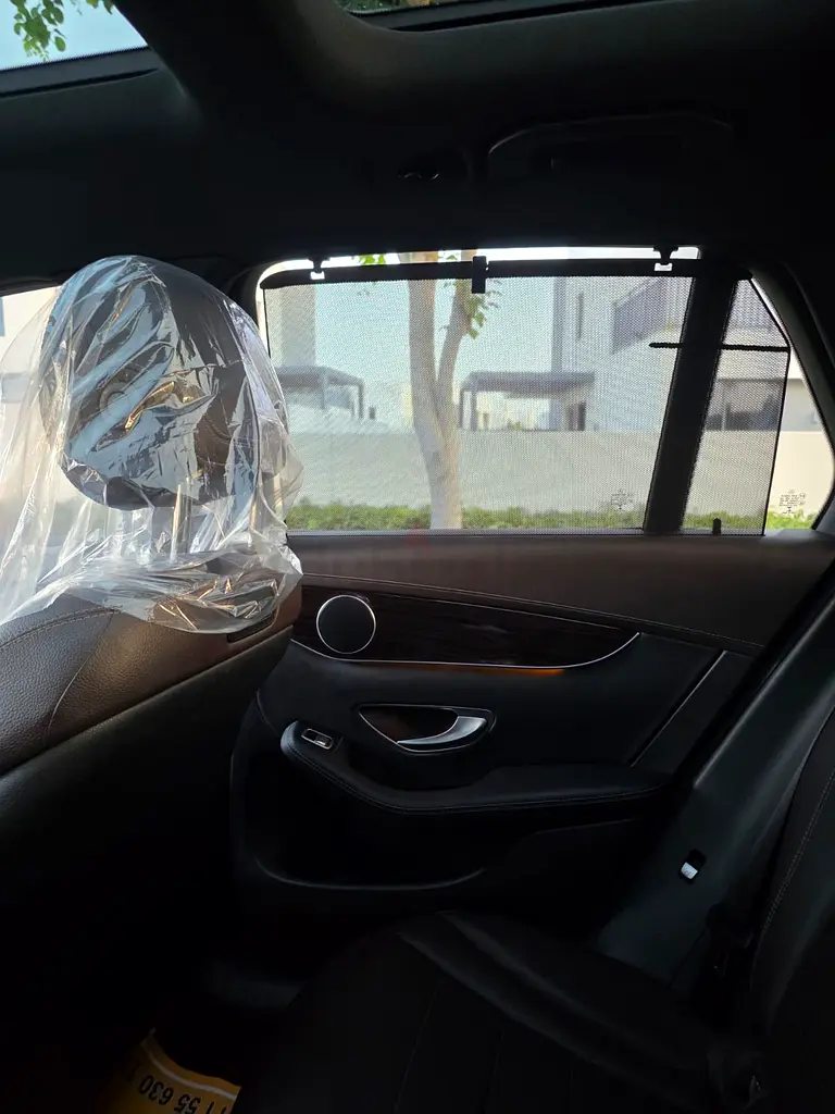 MERCEDES-BENZ GLC 250 4MATIC 2018 GCC - Image 6