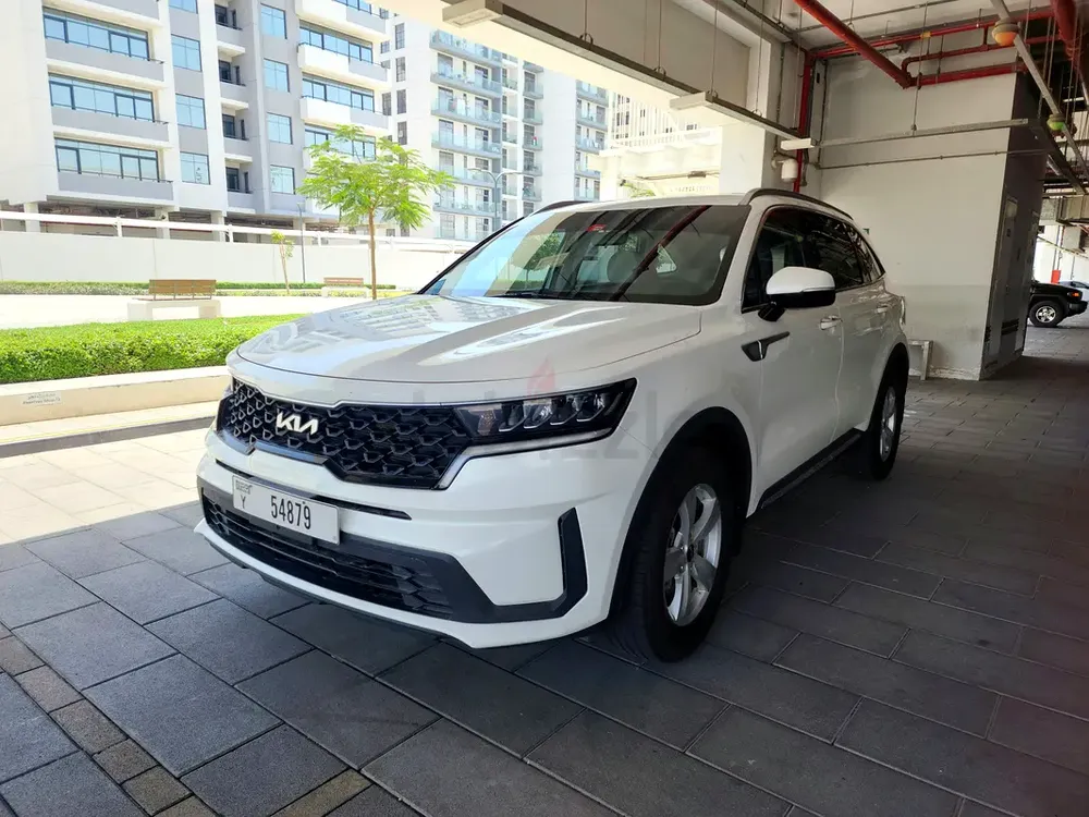 Kia Sorento 2023 GCC  2.5L  2FWD - Image 15