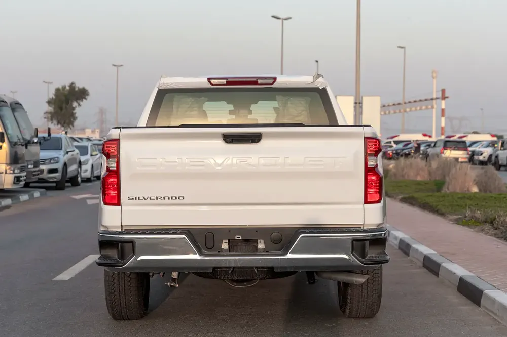 CHEVROLET SILVERADO | V8 5.3L | 4WD | GCC | 2025  (Export) - Image 5