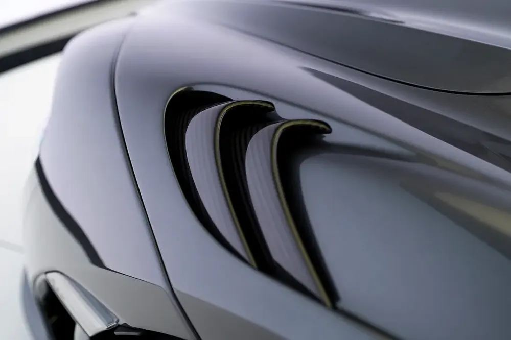 750 S | CARBON TRIM EXTERIOR | ALCANTARA SEATS | WARRANTY AVAILABLE - Image 8