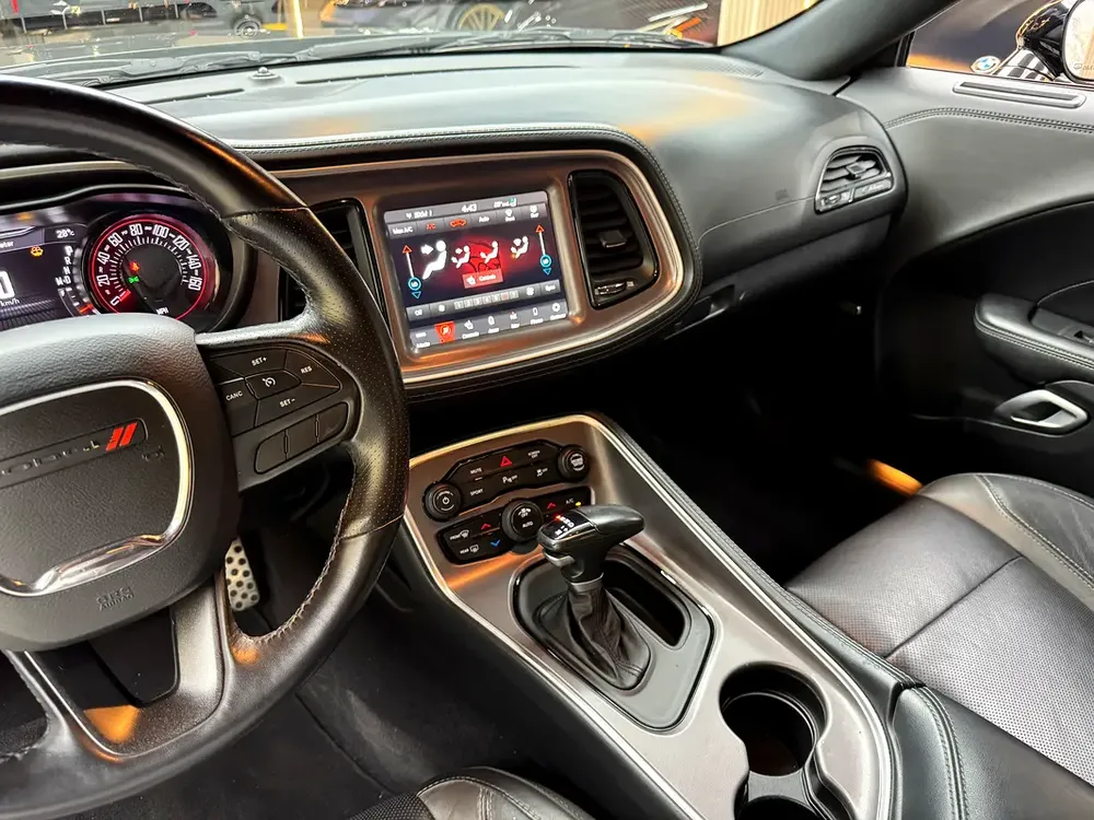 Dodge Challenger SXT Plus 2022 - American Specs - Pristine Condition - Image 17