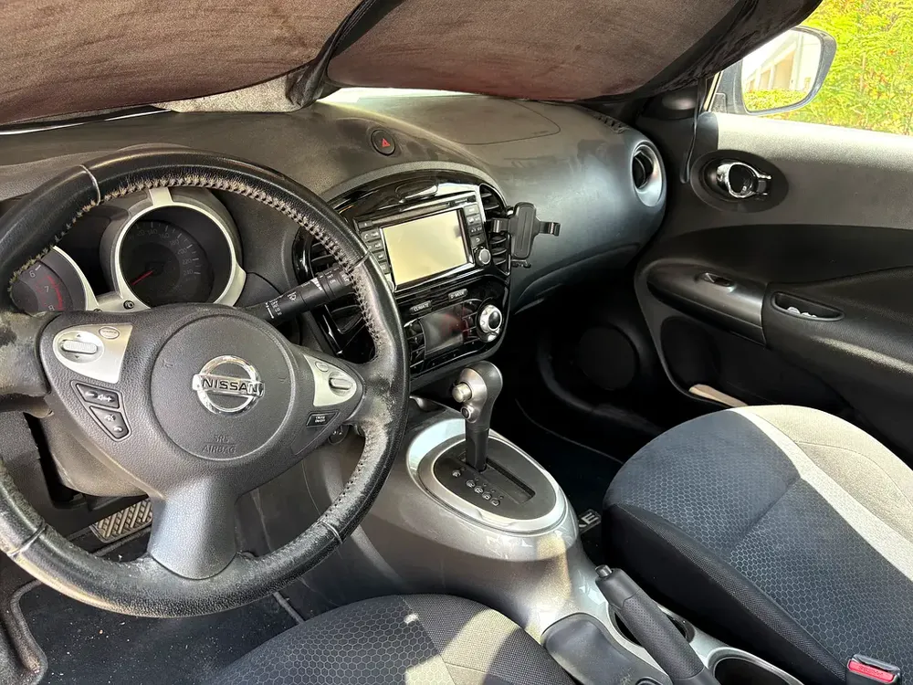 Nissan Juke 2015 GCC SV Loaded Options | Sunroof | Camera | Cruise | New Tyres | Recently Serviced - Image 4