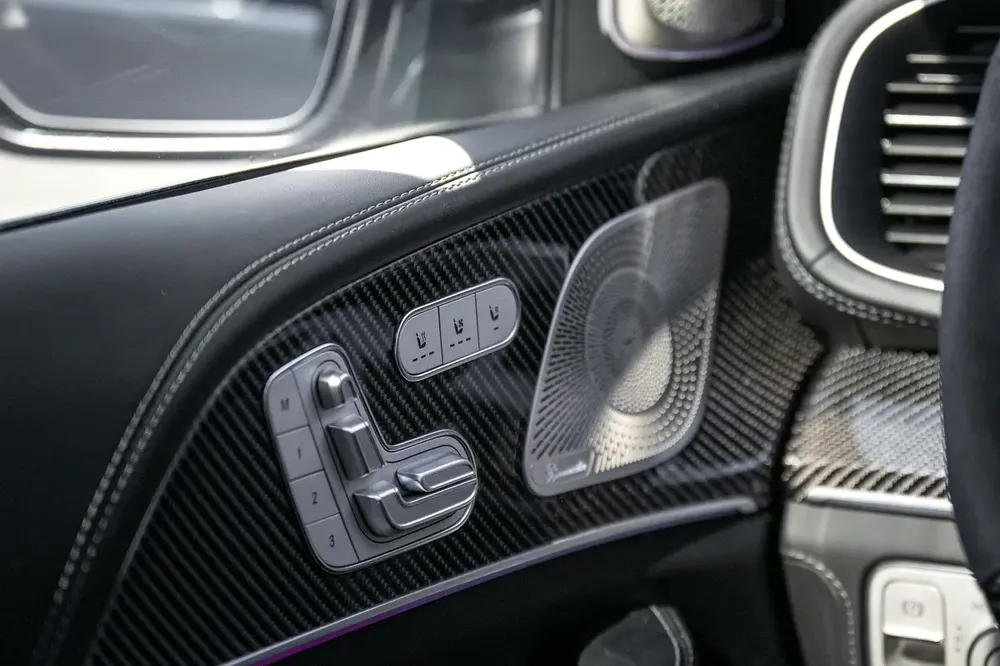 2023 Mercedes-AMG GLS 63 4Matic+ | 4.0L Twin-Turbo V8 | 603 HP | 16,000 KM - Image 15