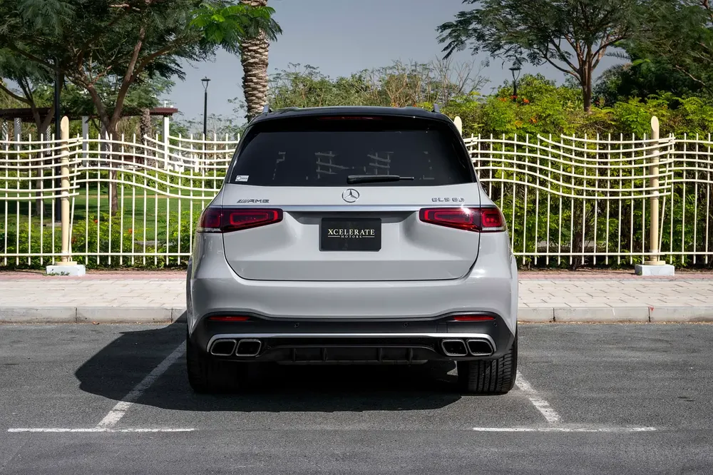 2023 Mercedes-AMG GLS 63 4Matic+ | 4.0L Twin-Turbo V8 | 603 HP | 16,000 KM - Image 8