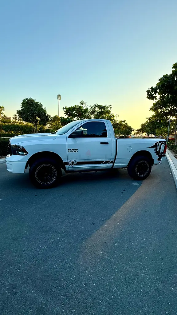 Dodge Ram 1500 SLT 2016 usa specs v6 3.6L 4x4 - Image 6