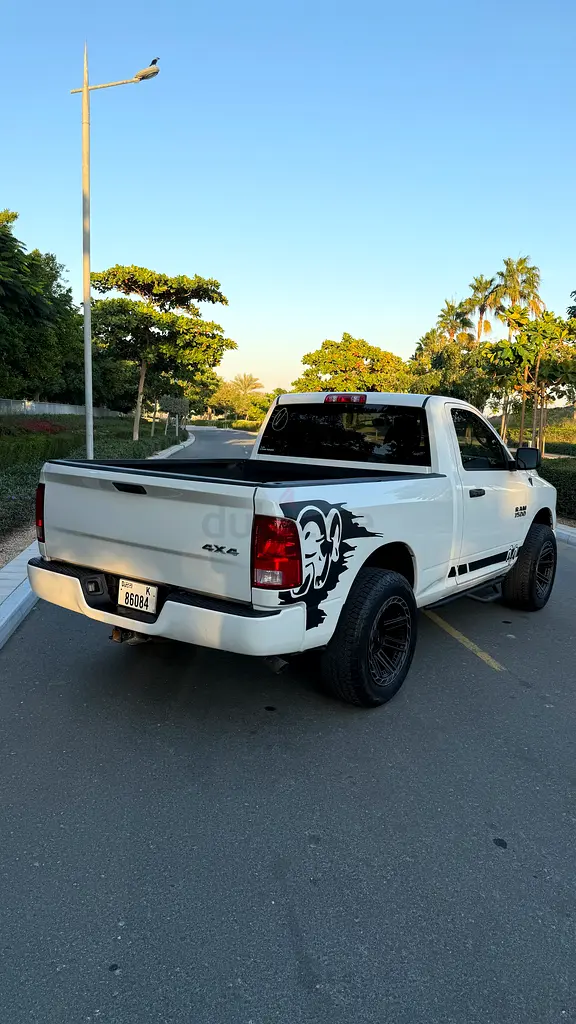 Dodge Ram 1500 SLT 2016 usa specs v6 3.6L 4x4 - Image 7