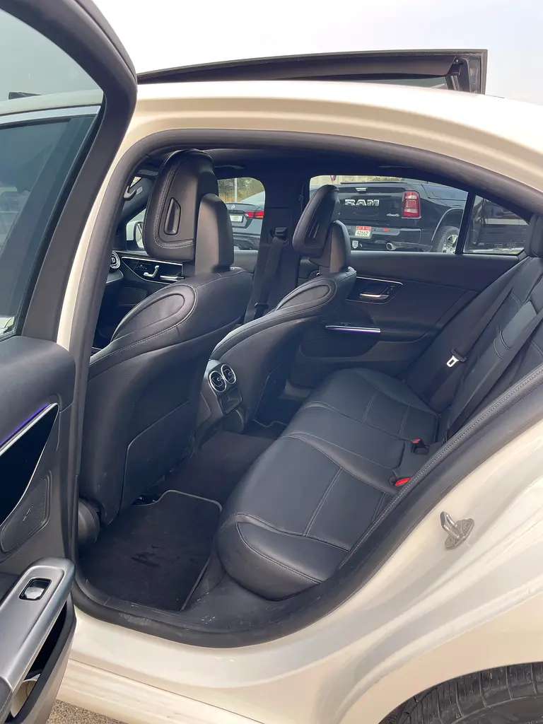 Mercedes Benz C300 Bank finance is available - Image 14