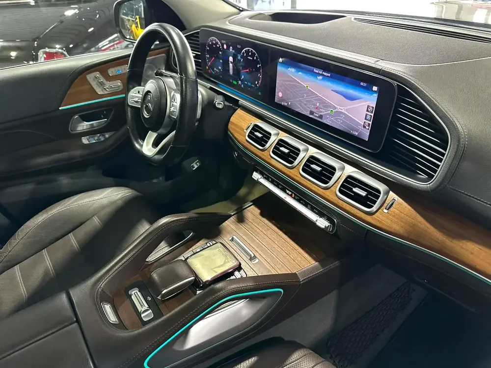MERCEDES-BENZ GLS 450, FULLY LOADED, FULL DEALER SERVICE HISTORY, MINT CONDITION - Image 4