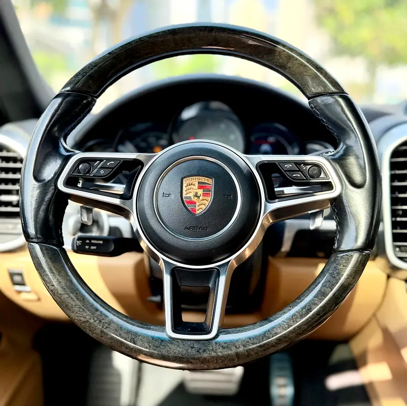 Porsche Cayenne S 2015 | GCC Specs | Well Maintained - Image 14