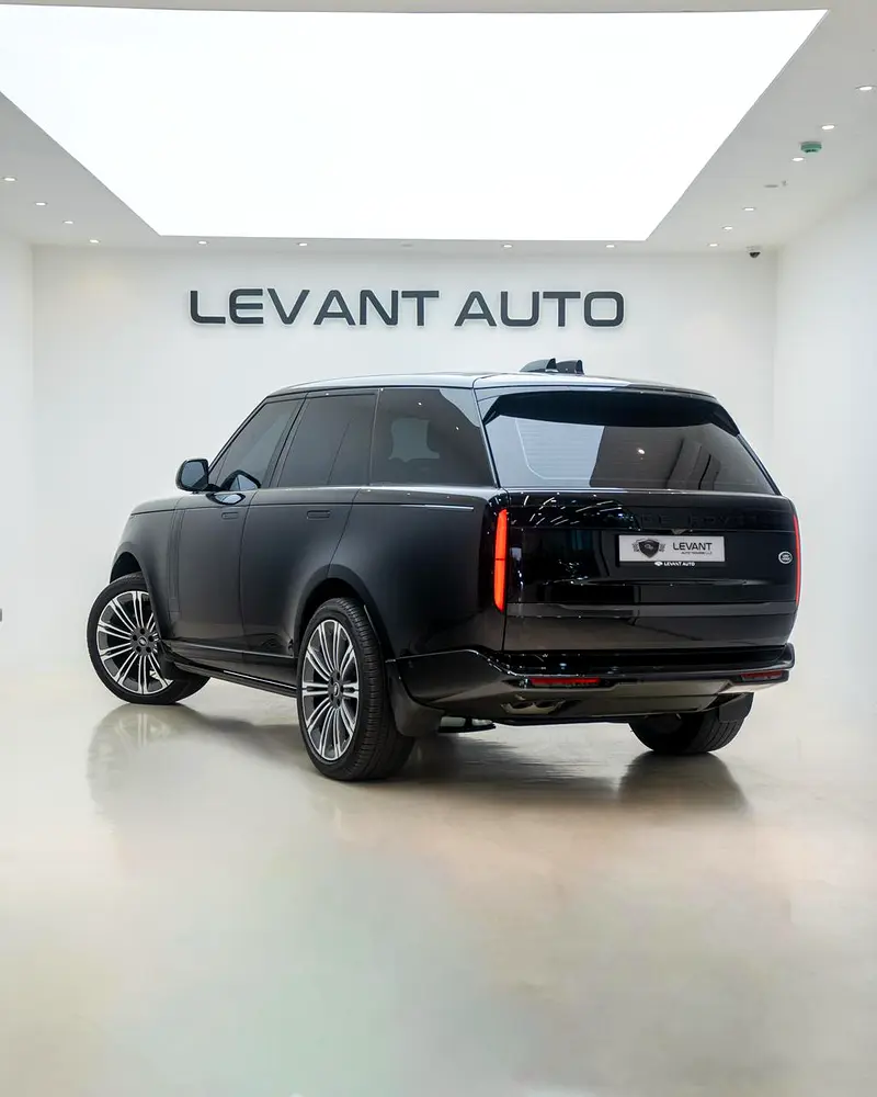 2023 Land Rover Range Rover HSE P530 - GCC Specs - Pristine Condition - Image 14